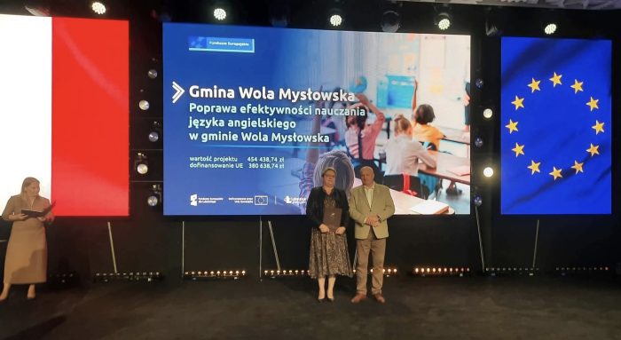 Miniaturka artykułu Ponad 460 tysięcy złotych na lepszy angielski dla uczniów Gminy Wola Mysłowska